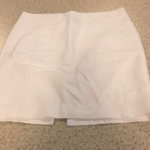 Express plain white skirt